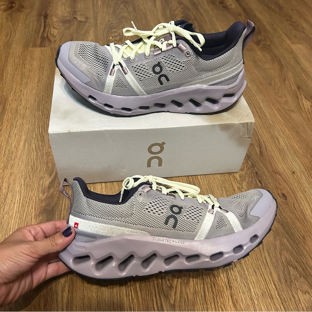 ON CLOUDSURFER TRAIL purple Running Athletic lace up shoes sneakers sz 8